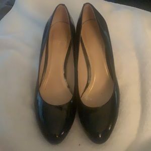 Cole Hahn black pumps